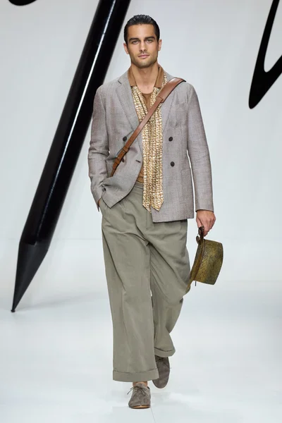 Look 1